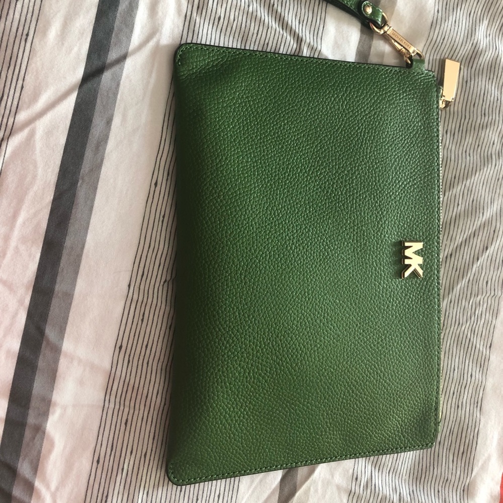 Authentic Michael kors wristlet